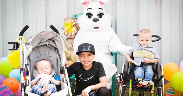 Firefly United States | All Inclusive Easter Egg Hunt